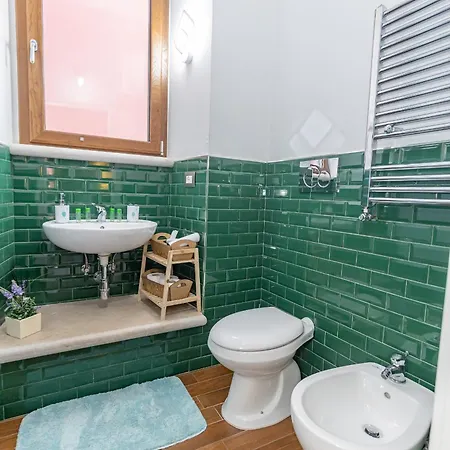 Centro Storico Redmood House A 5 Min Dal Mare, Breakfast, Aria Condizionata, Wi-Fi E Netflix Apartment Barletta Exterior photo