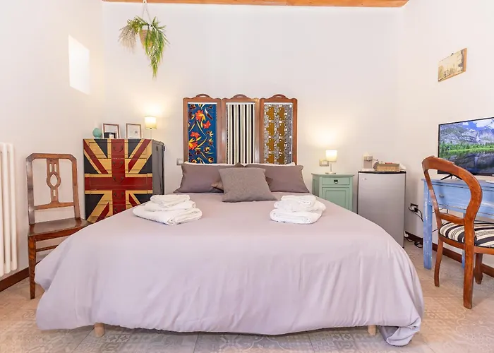 Centro Storico Redmood House A 5 Min Dal Mare, Breakfast, Aria Condizionata, Wi-Fi E Netflix
