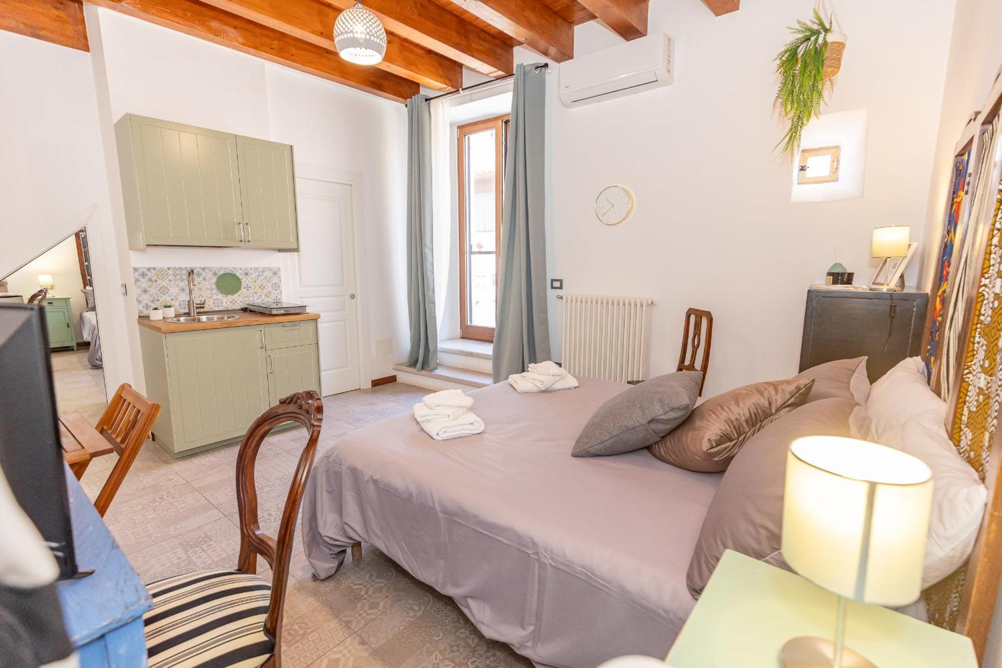 Centro Storico Redmood House A 5 Min Dal Mare, Breakfast, Aria Condizionata, Wi-fi E Netflix Apartment Barletta